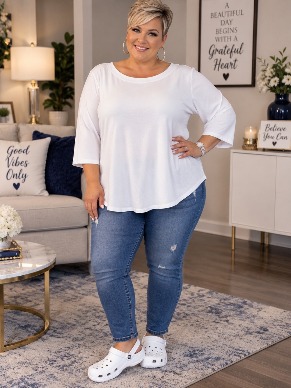 Women’s White Scoop Neck 3/4 Bell Sleeve Flowy Top
